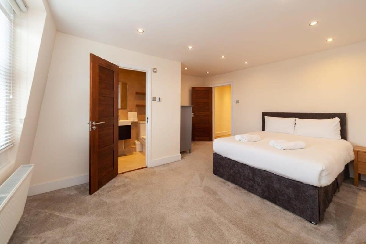 Spacious 2 Bedroom Maisonette In Stratford Londra Esterno foto
